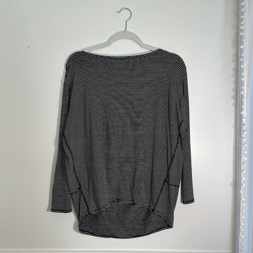 Lululemon Back in Action long sleeve shirt